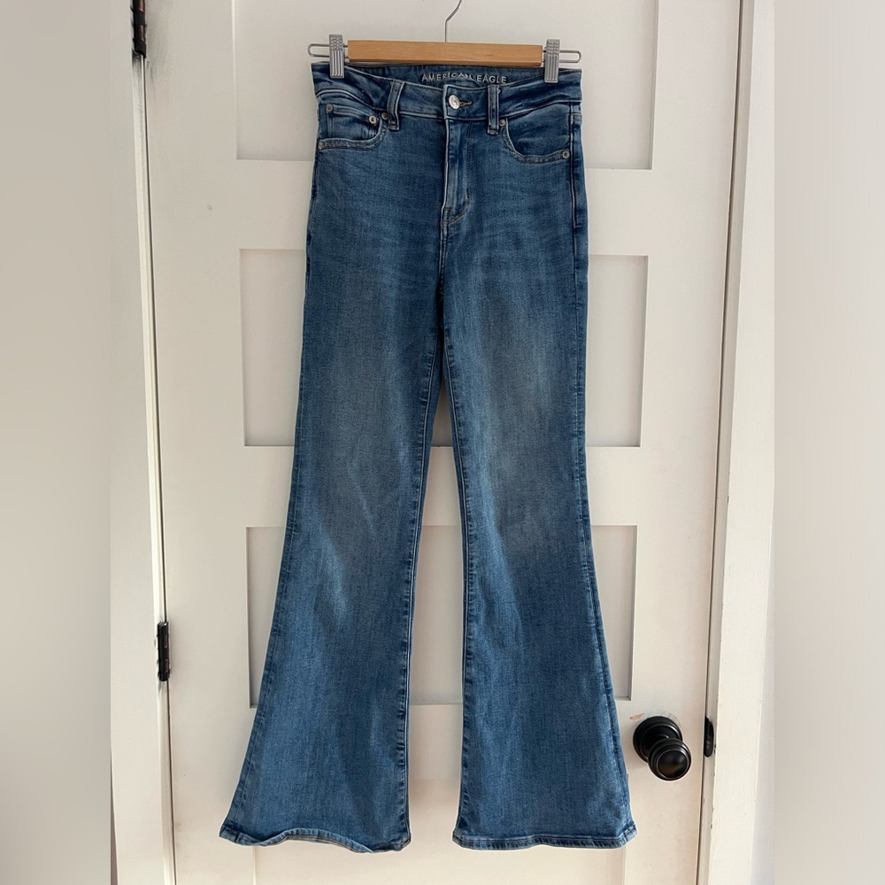 American Eagle next level stretch super high rise flare size 0 - Picture 3 of 11